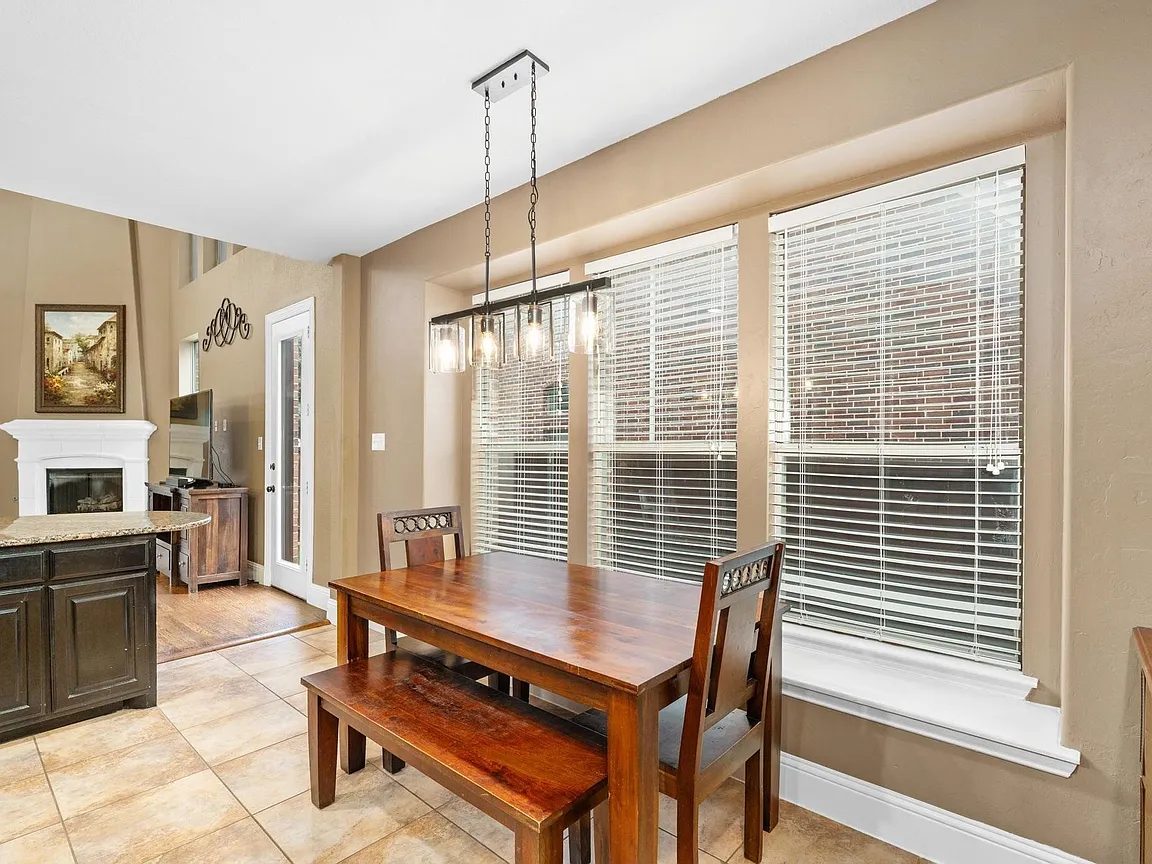 4-Bedroom Single-Family Home for Sale in Allen, TX – 1531 Evanvale Dr – $798,500 - photo 7