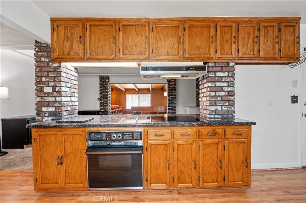 Nhà bán 2 phòng ngủ tại Fresno, CA - $395,000 - ảnh 2