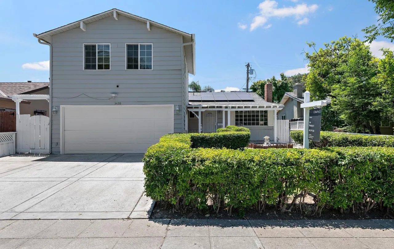 Nhà bán 4 phòng ngủ tại San Jose, CA - $1,098,000