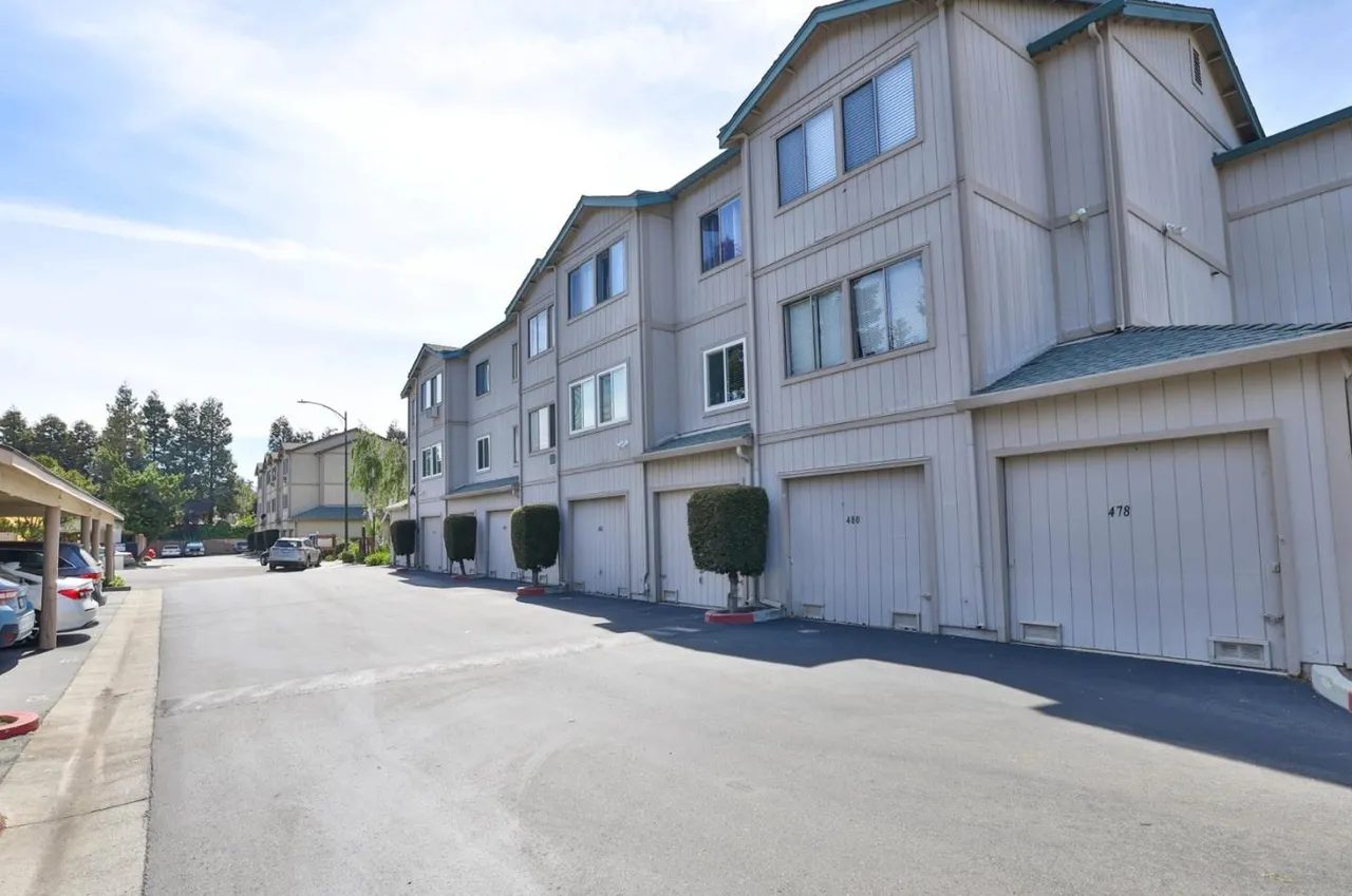 1-Bedroom Condo for Sale in San Jose, CA – 480 Coyote Creek Cir – $439,800 - photo 9