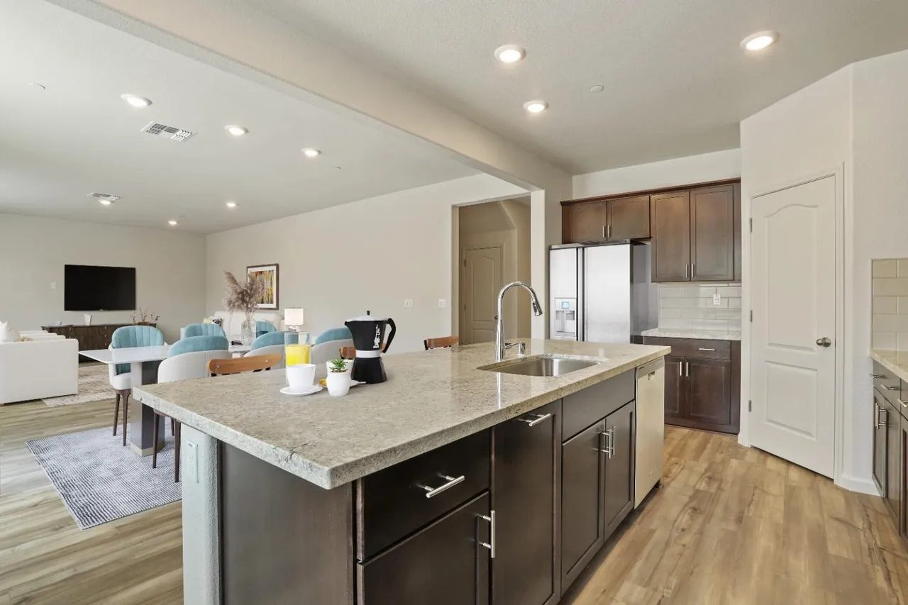 4-Bedroom Single-Family Home for Sale in Manteca, CA – 1863 Lateral Ave – $675,000 - photo 3