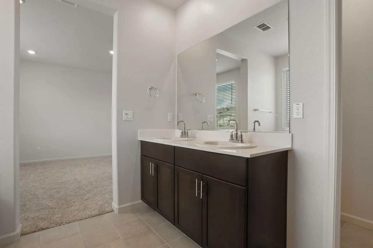 4-Bedroom Single-Family Home for Sale in Manteca, CA – 1863 Lateral Ave – $675,000 - photo 5