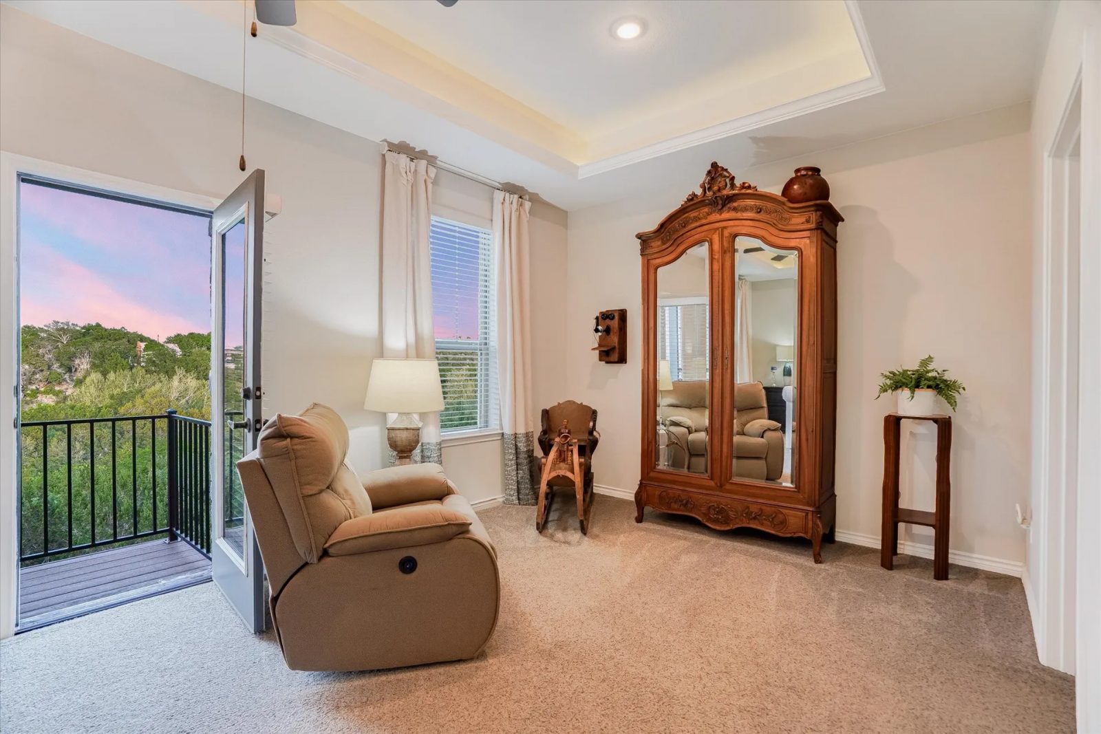 3-Bedroom Townhome for Sale in Georgetown, TX – 309 Adams St – $640,000 - photo 6