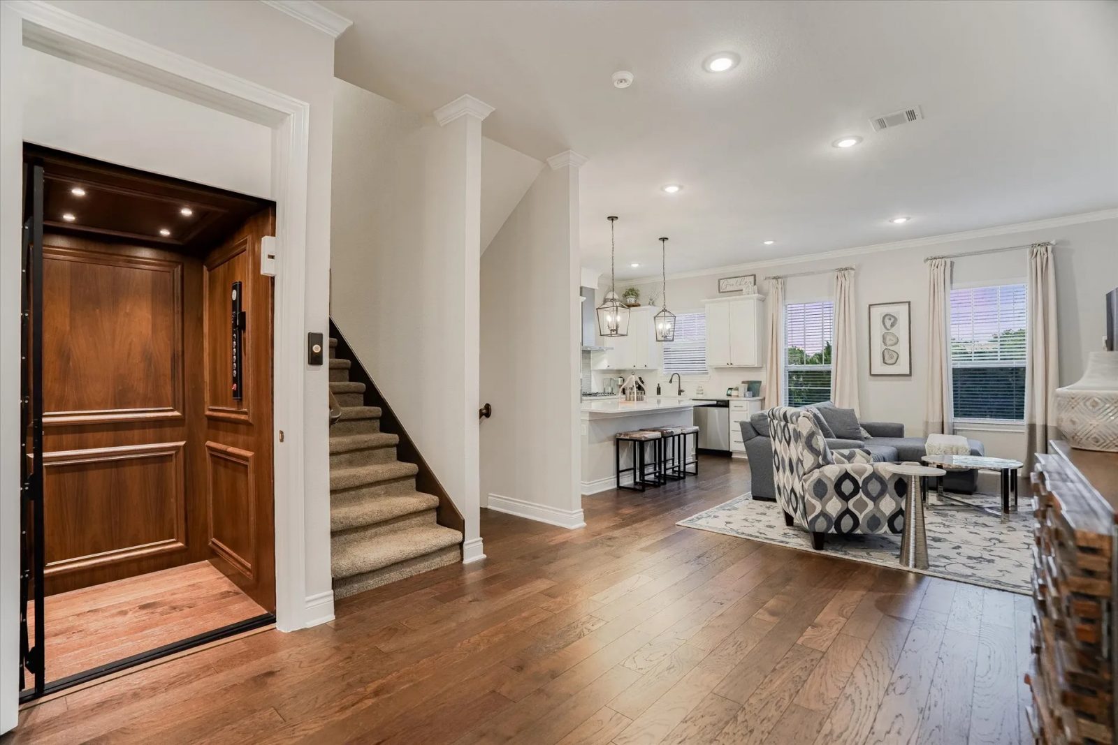 3-Bedroom Townhome for Sale in Georgetown, TX – 309 Adams St – $640,000 - photo 3