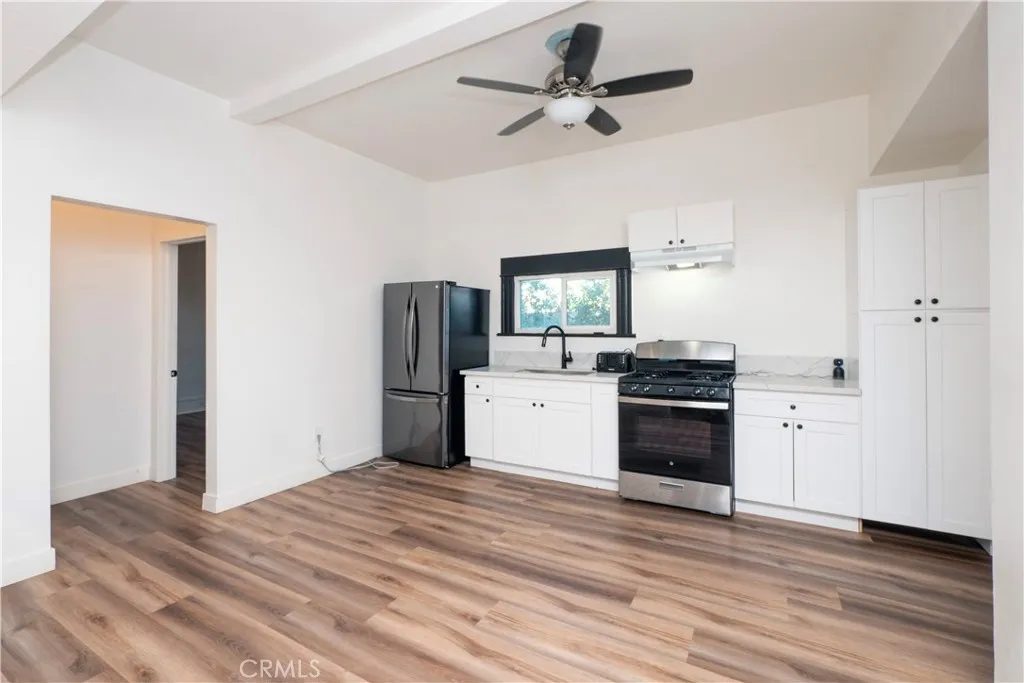 7-Bedroom Single-Family Home for Sale in Pomona, CA – 724 W 2nd St – $855,000 - photo 7