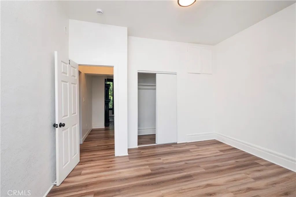 7-Bedroom Single-Family Home for Sale in Pomona, CA – 724 W 2nd St – $855,000 - photo 6