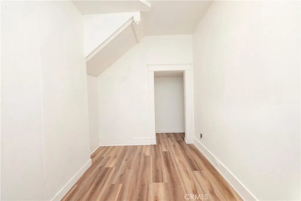 7-Bedroom Single-Family Home for Sale in Pomona, CA – 724 W 2nd St – $855,000 - photo 10