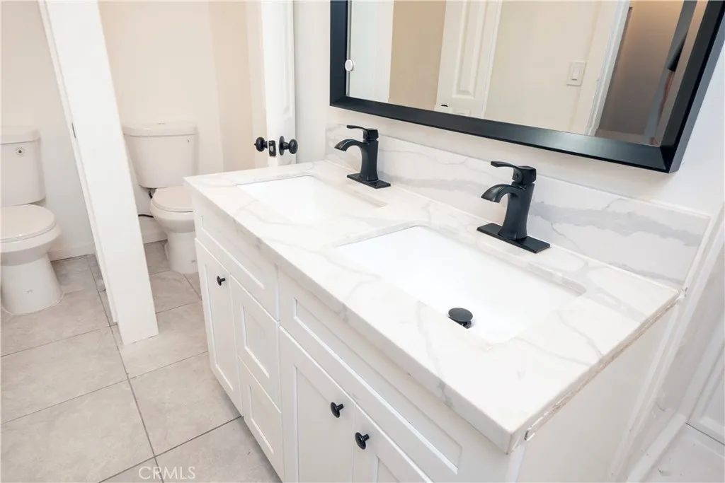 7-Bedroom Single-Family Home for Sale in Pomona, CA – 724 W 2nd St – $855,000 - photo 9