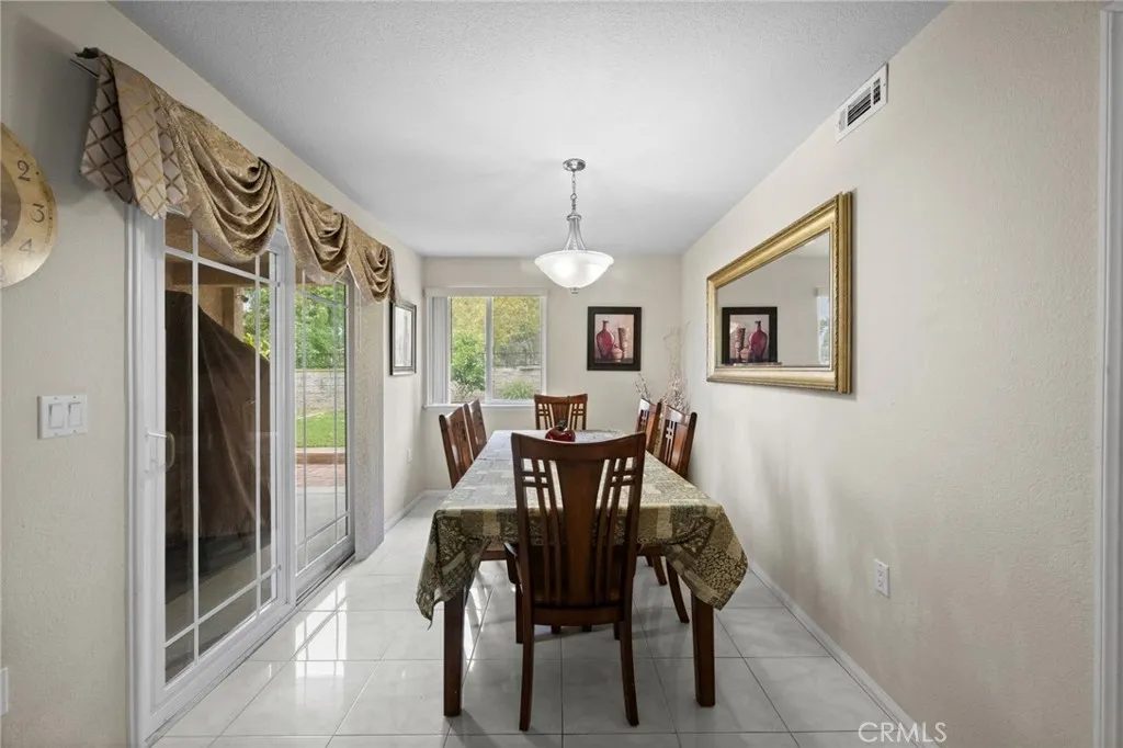 5-Bedroom Single-Family Home for Sale in Walnut, CA – 605 Bronco Way – $1,399,000 - photo 6
