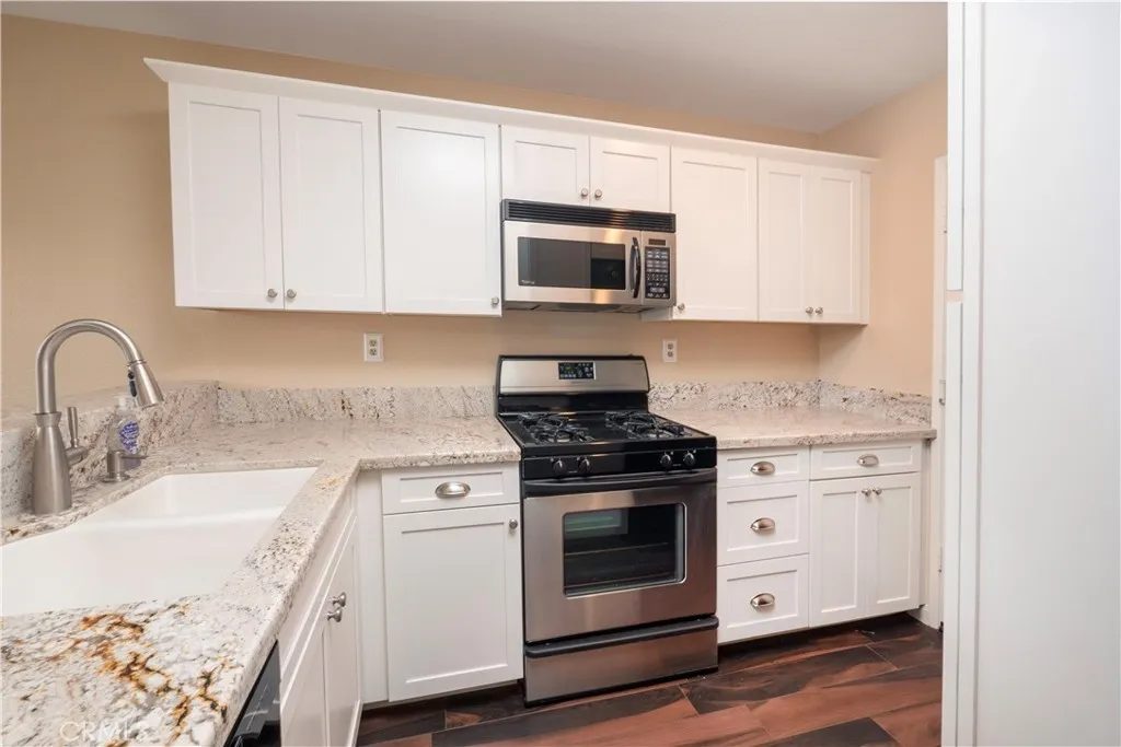 3-Bedroom Condo for Sale in Upland, CA – 1590 Corte Santana – $585,000 - photo 5