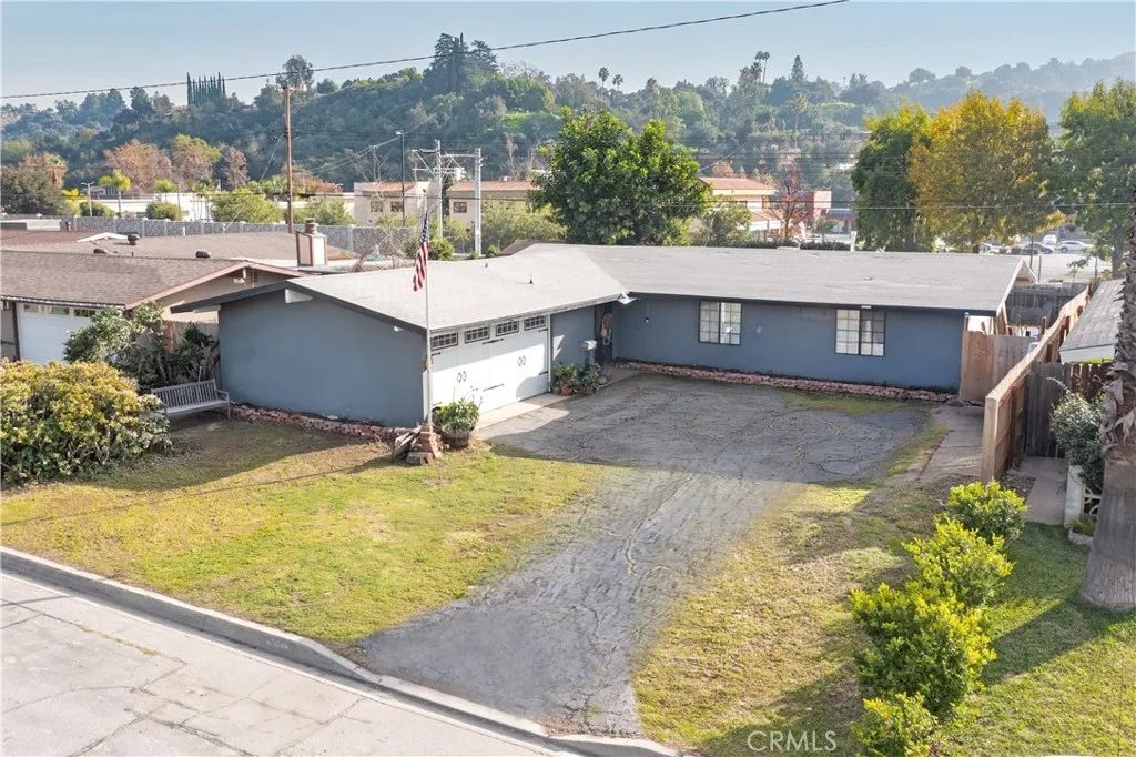 Nhà bán 4 phòng ngủ tại Glendora, CA - $714,400