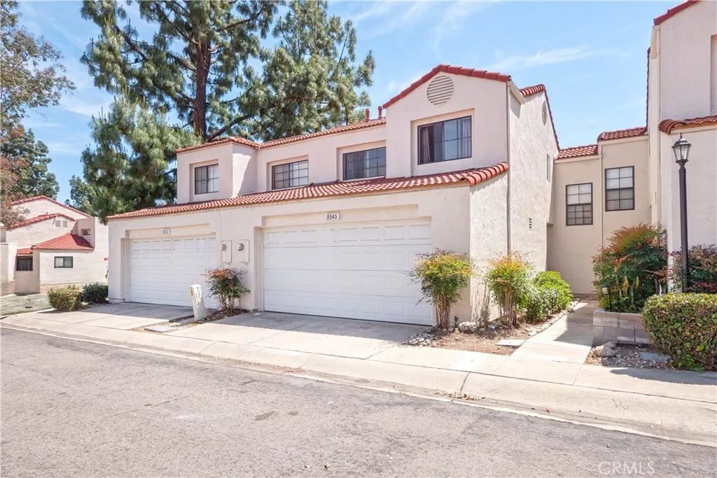 Nhà bán 3 phòng ngủ tại Rancho Cucamonga, CA - $509,800