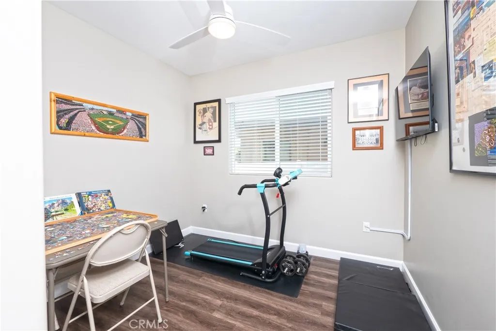 Nhà bán 3 phòng ngủ tại Calimesa, CA - $199,000 - ảnh 8
