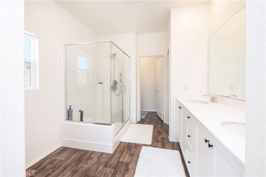 Nhà bán 3 phòng ngủ tại Victorville, CA - $394,900 - ảnh 5
