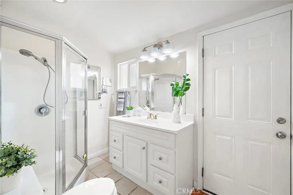 4-Bedroom Single-Family Home for Sale in Garden Grove, CA – 8721 LA Grand Ave – $1,069,000 - photo 8