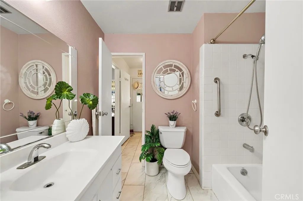 Nhà bán 4 phòng ngủ tại Fountain Valley, CA - $1,389,000 - ảnh 11