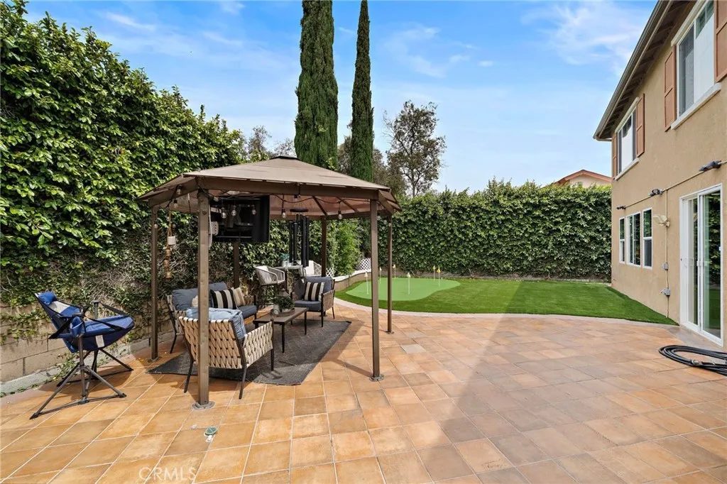 4-Bedroom Single-Family Home for Sale in Anaheim, CA – 5895 E Camino Manzano – $1,359,000 - photo 14