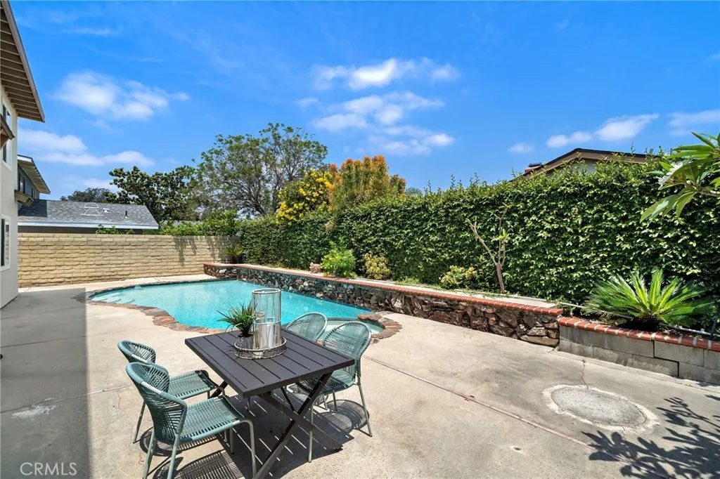 4-Bedroom Single-Family Home for Sale in Anaheim, CA – 104 S Carousel St – $1,249,000 - photo 13