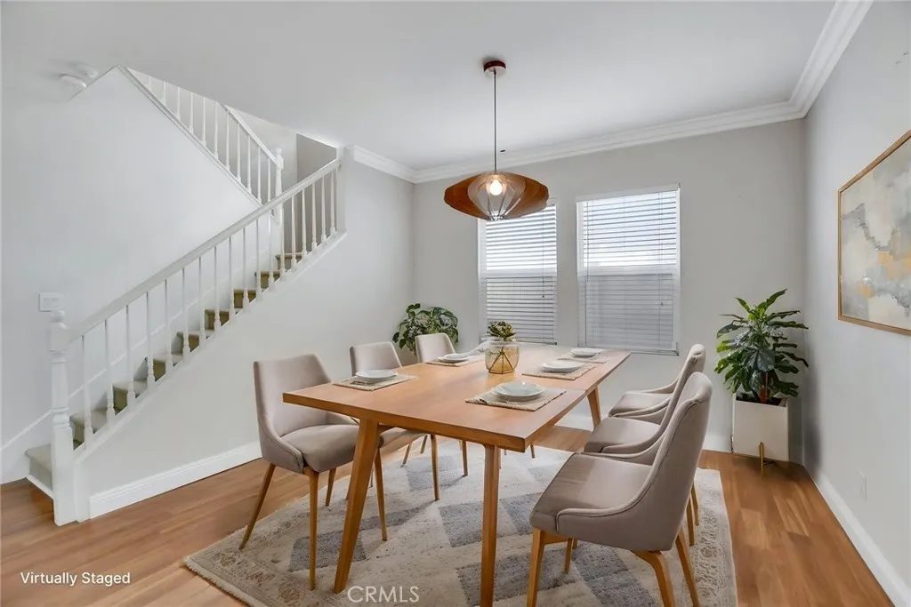 Nhà bán 3 phòng ngủ tại Corona, CA - $720,000 - ảnh 5