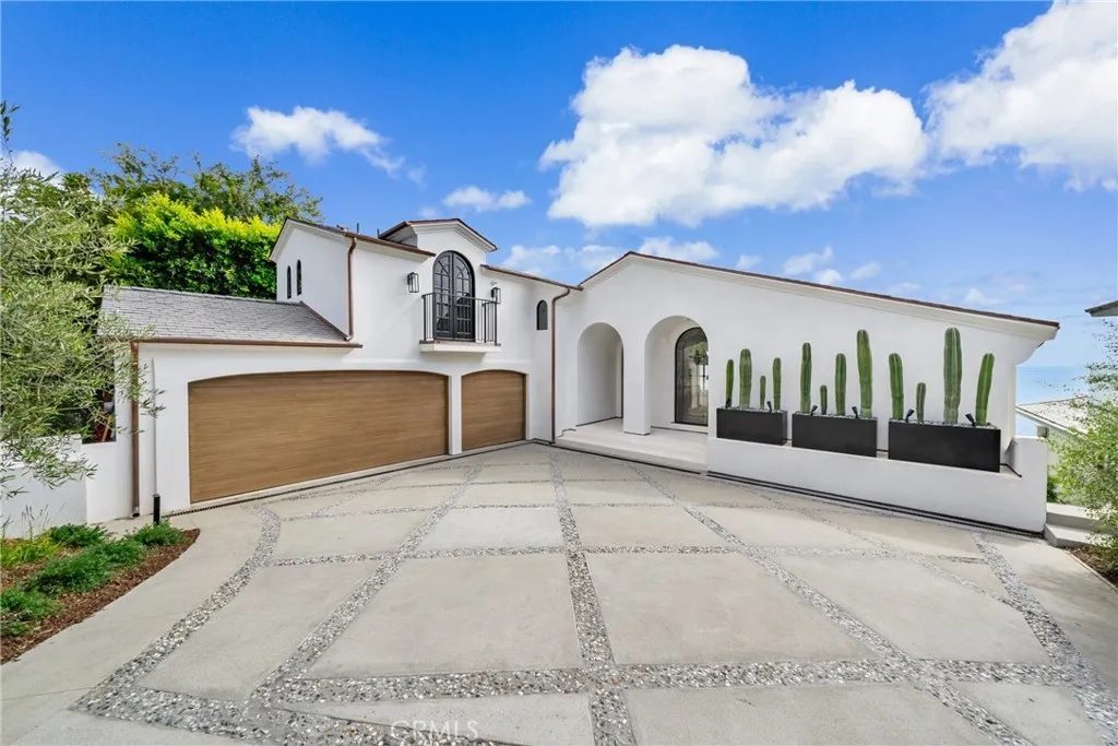 Nhà bán 6 phòng ngủ tại Laguna Beach, CA - $17,995,000 - ảnh 9