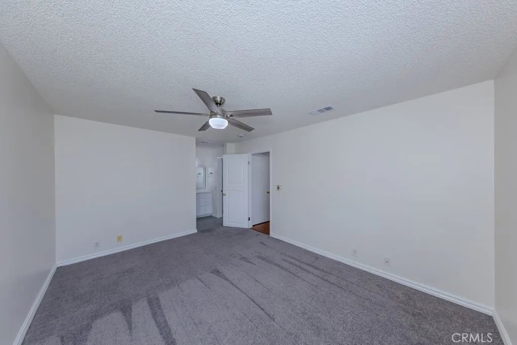 Nhà bán 2 phòng ngủ tại Lake Forest, CA - $475,000 - ảnh 10