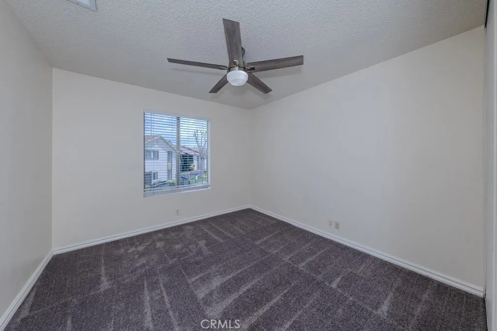 Nhà bán 2 phòng ngủ tại Lake Forest, CA - $475,000 - ảnh 8