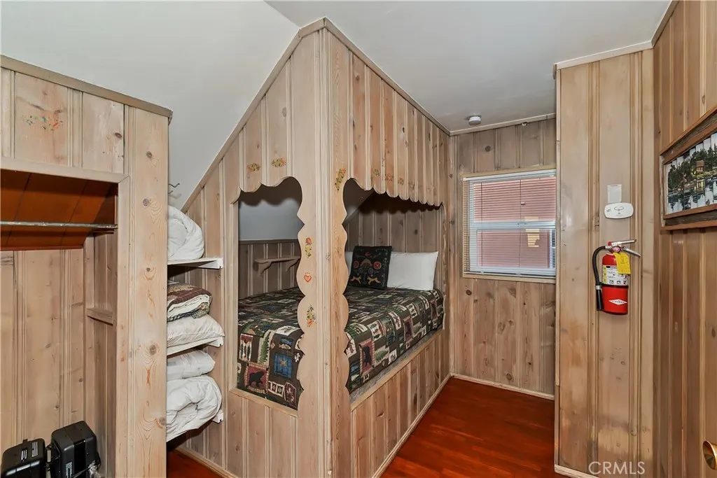 3-Bedroom Single-Family Home for Sale in Big Bear Lake, CA – 435 Arroyo Dr – $399,000 - photo 7