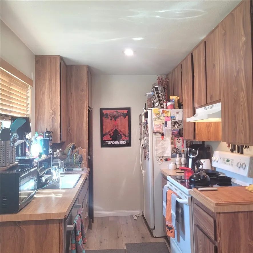 Nhà bán 1 phòng ngủ tại Lake Forest, CA - $420,000 - ảnh 4