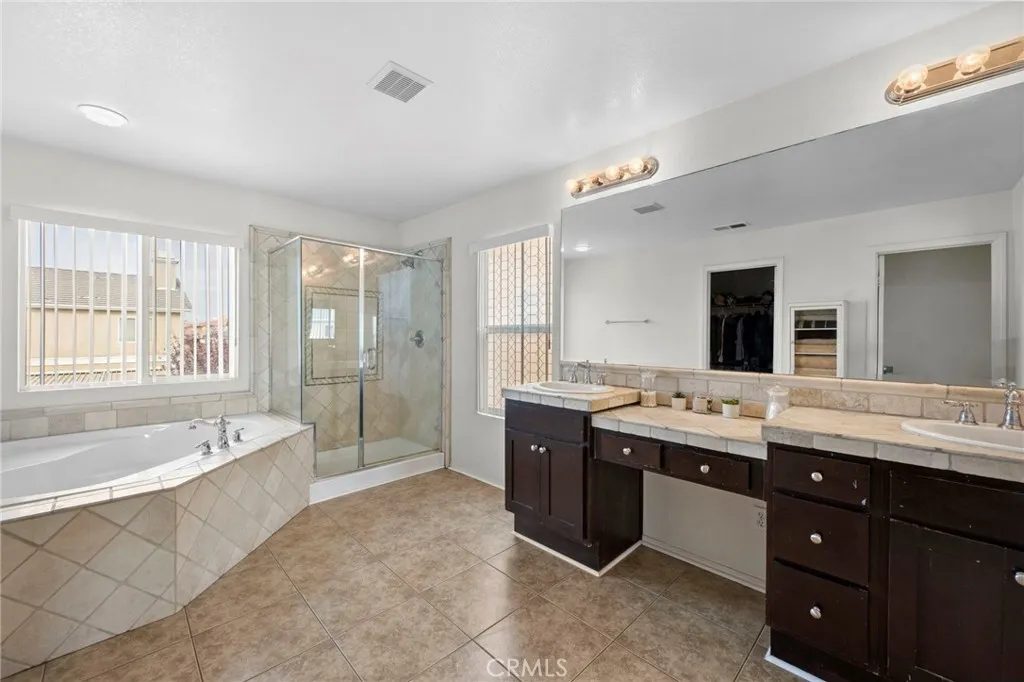 3-Bedroom Single-Family Home for Sale in Moreno Valley, CA – 25962 Via Elegante – $590,000 - photo 7