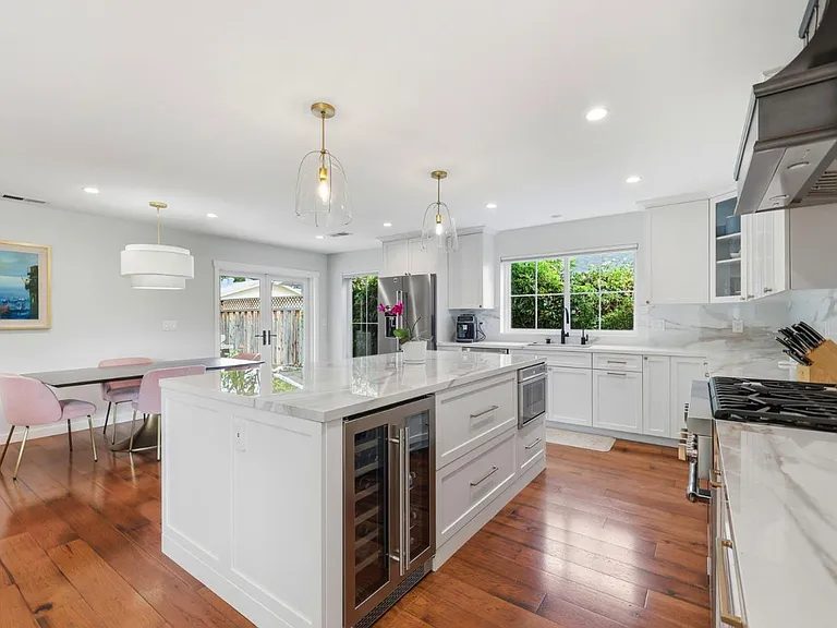 Nhà bán 4 phòng ngủ tại Santa Clara, CA - $1,998,000 - ảnh 2