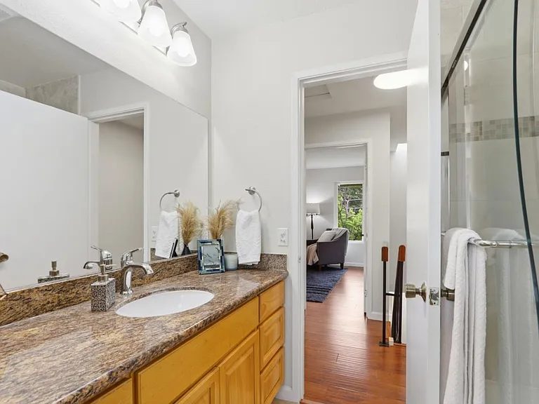 Nhà bán 2 phòng ngủ tại Cupertino, CA - $899,000 - ảnh 5