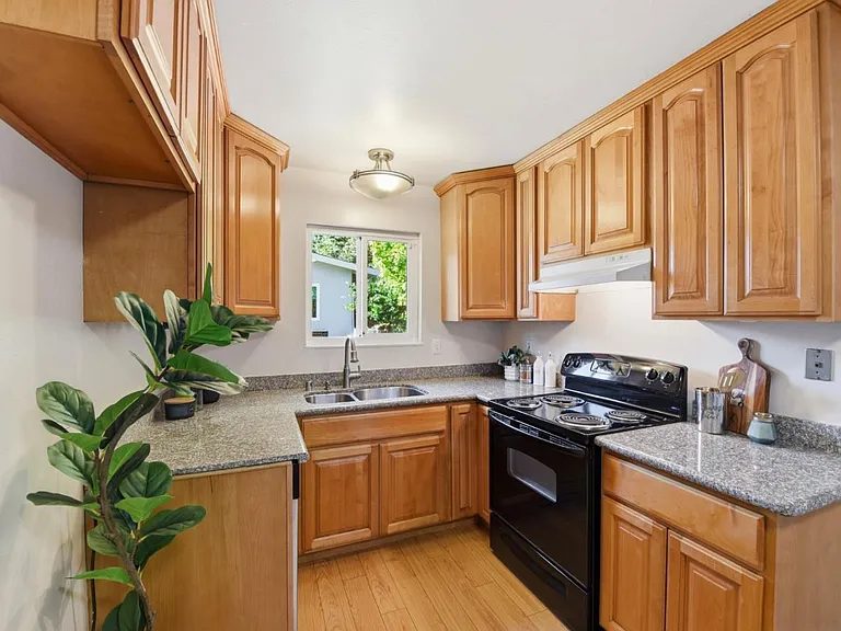 4-Bedroom Multifamily Property for Sale in San Jose, CA – 2333 New Jersey Ave – $1,448,888 - photo 3