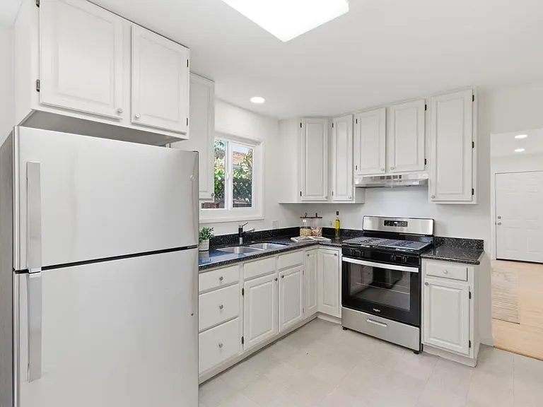 Nhà bán 3 phòng ngủ tại Redwood City, CA - $928,000 - ảnh 3