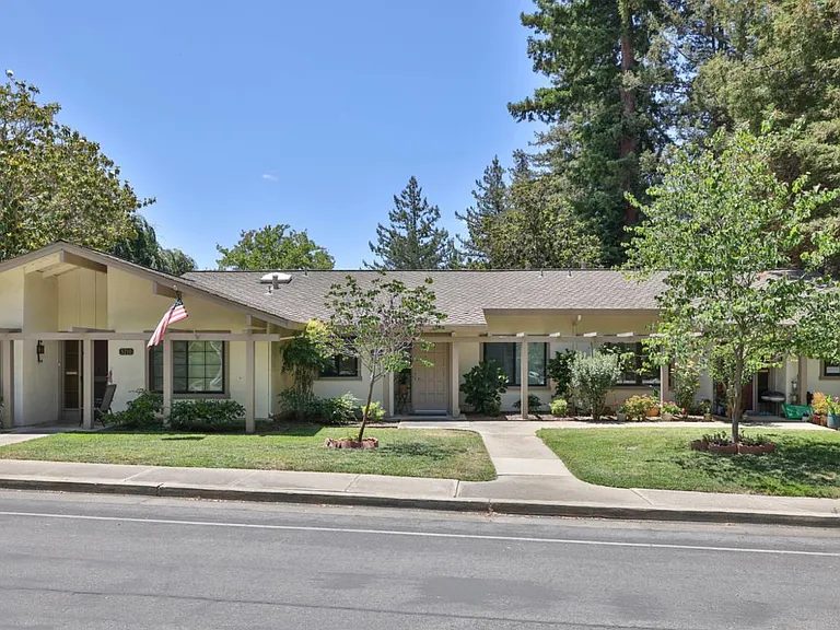 Nhà bán 2 phòng ngủ tại San Jose, CA - $549,000