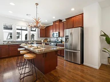 3-Bedroom Townhome for Sale in San Jose, CA – 61 Montecito Vista Dr Unit 6 – $999,888 - photo 5