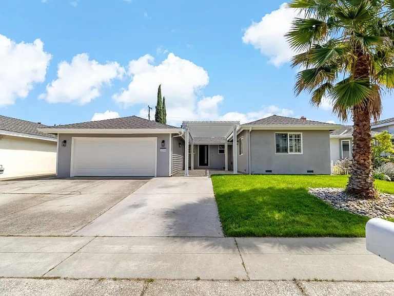 Nhà bán 4 phòng ngủ tại San Jose, CA - $1,948,888