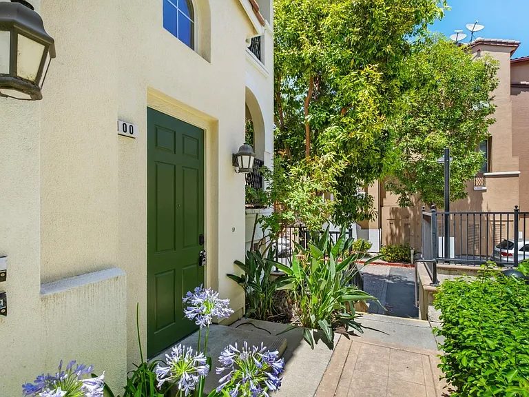 Nhà bán 3 phòng ngủ tại Milpitas, CA - $998,000 - ảnh 5