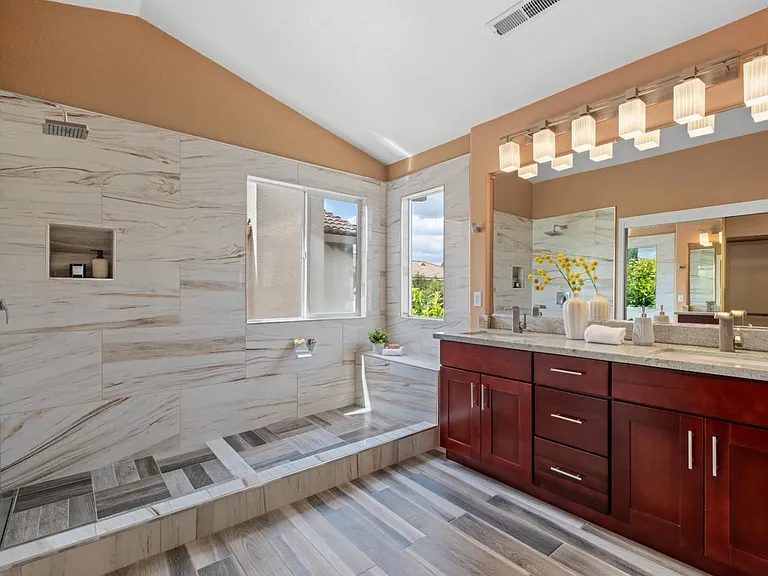 Nhà bán 5 phòng ngủ tại San Jose, CA - $1,999,000 - ảnh 11