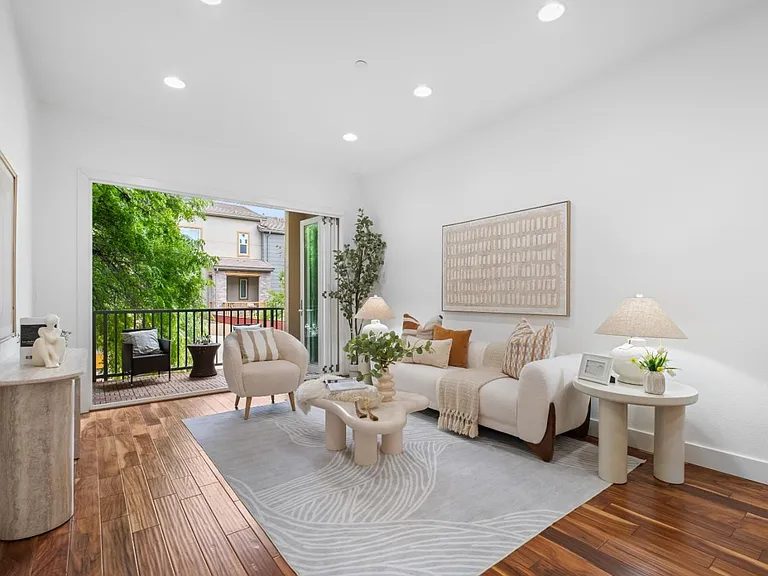 Nhà bán 3 phòng ngủ tại San Jose, CA - $1,088,000