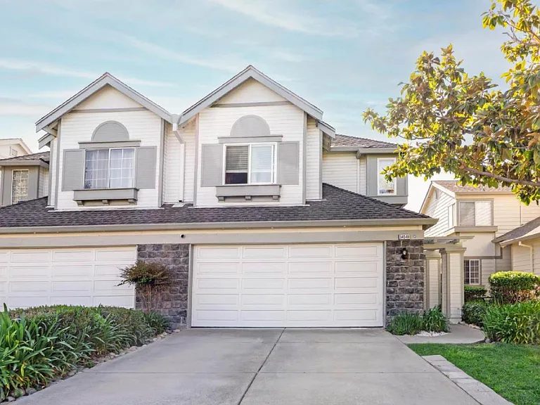 Nhà bán 4 phòng ngủ tại Fremont, CA - $1,399,000