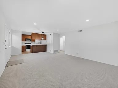 2-Bedroom Condo for Sale in San Jose, CA – 909 Gilchrist Dr #1 – $499,000 - photo 4