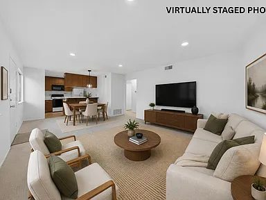 2-Bedroom Condo for Sale in San Jose, CA – 909 Gilchrist Dr #1 – $499,000 - photo 3