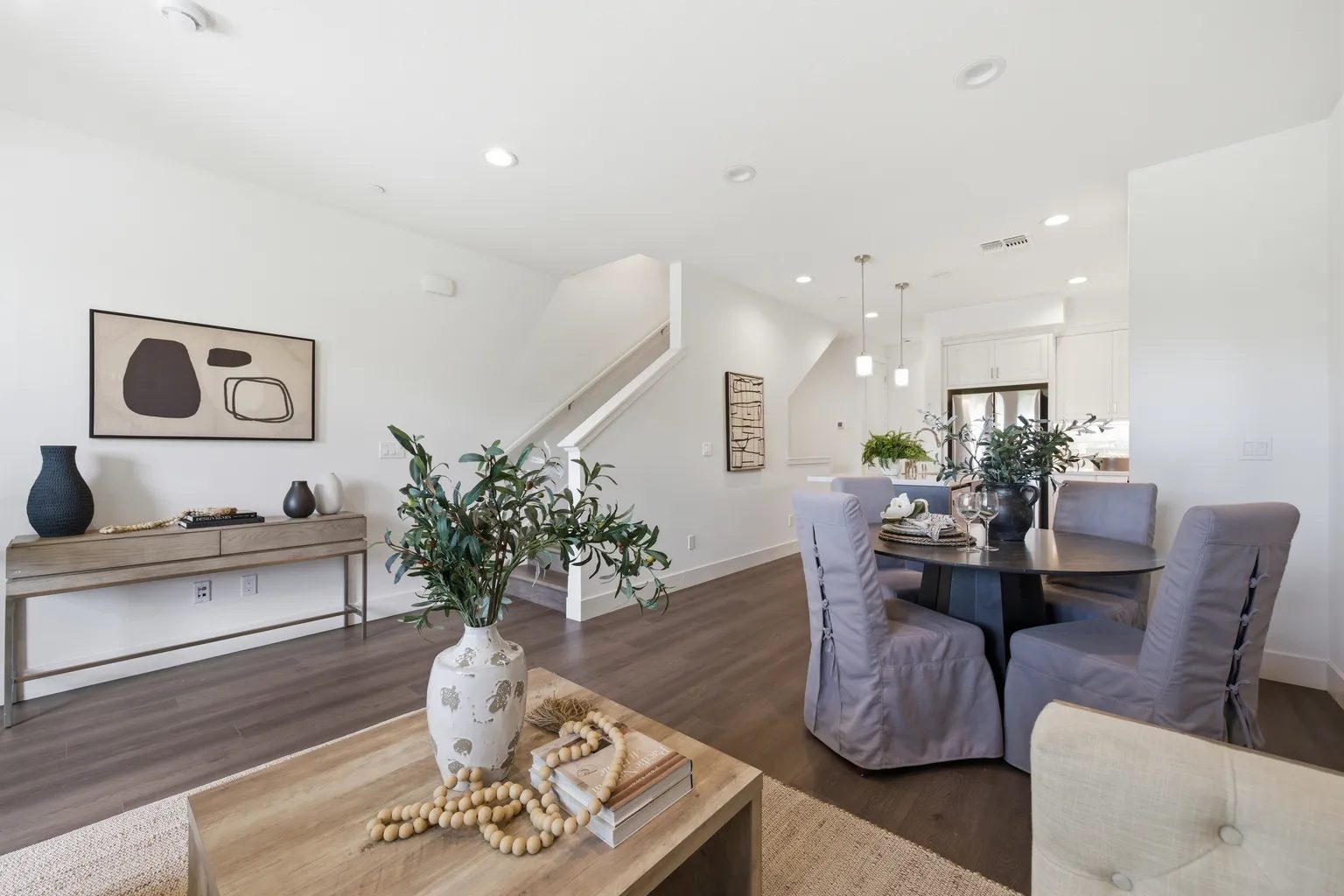 Nhà bán 3 phòng ngủ tại Morgan Hill, CA - $838,000 - ảnh 3