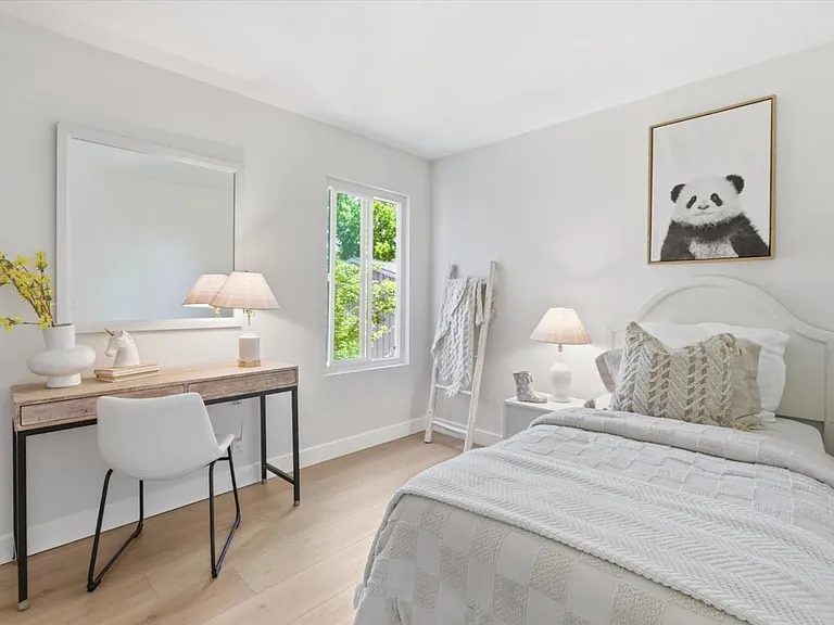 Nhà bán 4 phòng ngủ tại Cupertino, CA - $1,900,000 - ảnh 12