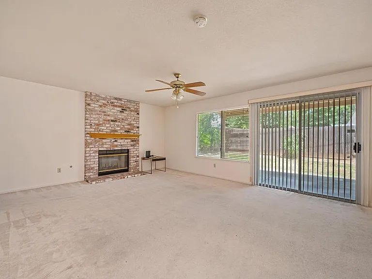 4-Bedroom Single-Family Home for Sale in Elk Grove, CA – 5021 Krista Ct – $630,000 - photo 6
