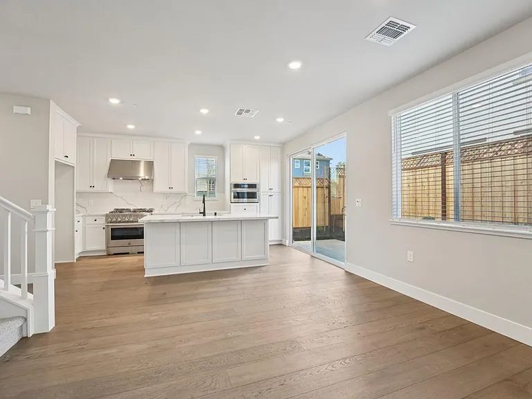 4-Bedroom Single-Family Home for Sale in Walnut Creek, CA – 798 Abigail Pl – $1,550,000 - photo 3
