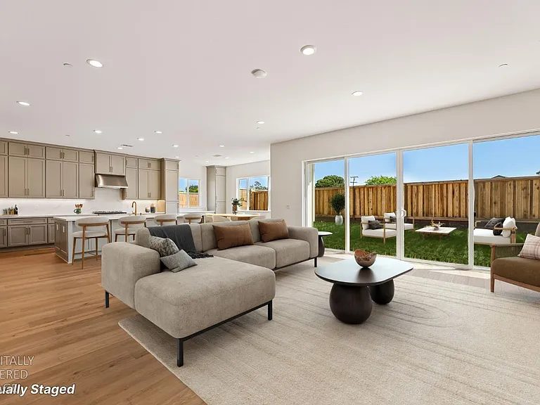 4-Bedroom Condo for Sale in Brentwood, CA – 398 Trellis Way – $1,207,932 - photo 2