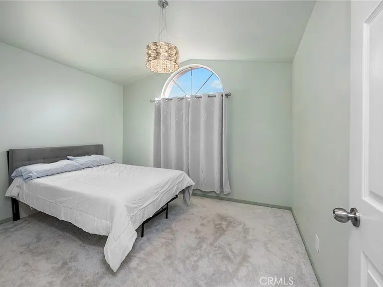 Nhà bán 4 phòng ngủ tại Corona, CA - $669,000 - ảnh 12