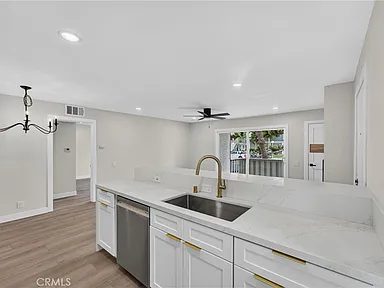 Nhà bán 1 phòng ngủ tại Santa Ana, CA - $434,000 - ảnh 6