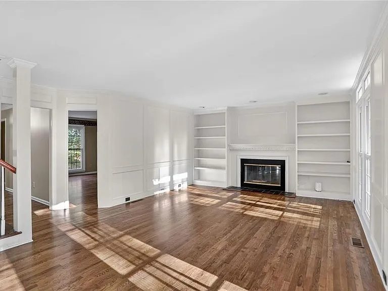 Nhà bán 5 phòng ngủ tại Marietta, GA - $760,000 - ảnh 9
